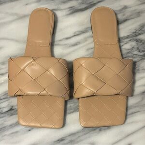 Women’s Nude Square Toe Woven Sandals Size: 11